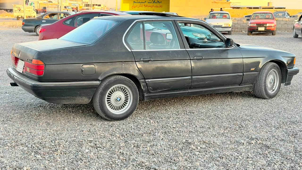السلام عليكم
BMW حجم 735 رقم نينوى الماني سنوية لغاية 2029 شرط التحويل 
كير محرك شرط 
طخم تايرات وحدادية جديد 
السيارة فول مواصفات فتحة سقف 
كشنات جلد وكهرباء 
دبل ايرباك 
السيارة جاهزة وماتحتاج مصرف 
السعر 35$ وبيها مجال بسيط 
وترهم مراوس حسب القناعة 
للاستفسار ***********
