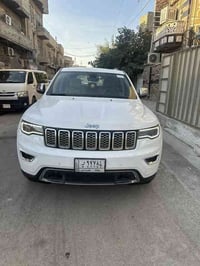 جيب 2018 خليجي لمتد بلاص مكفول  فول مواصفات  ٣ شاشات  عداد المسافه 67m...