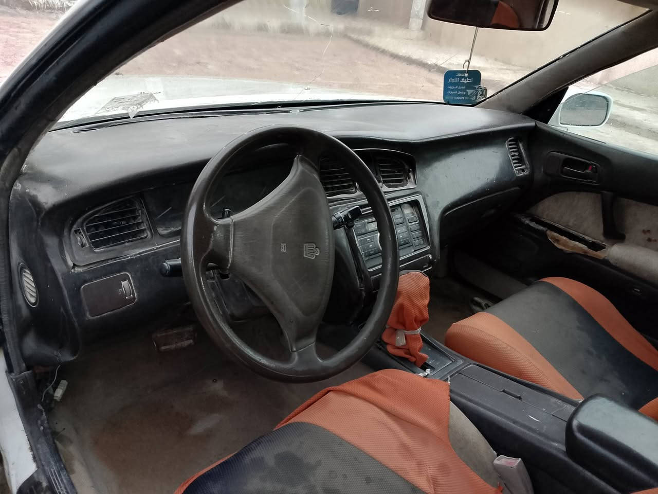 بطة للبيع بيها كصه قماره سعر 44 بيها مجال بسيط رقم الهاتف *********** مكاني البصرة الزبير
