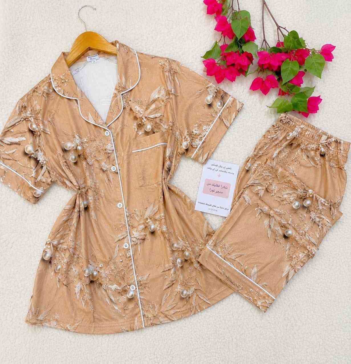 تراك نسائي خامه كشمير

 سعر الدرزن 80 الف

قياسات l. Xl. Xxl


**إذا كنت صاحب هذا الإعلان وتريد حذفه لأي سبب، رجاءا أرسل رسالة إلى الدعم الفني**