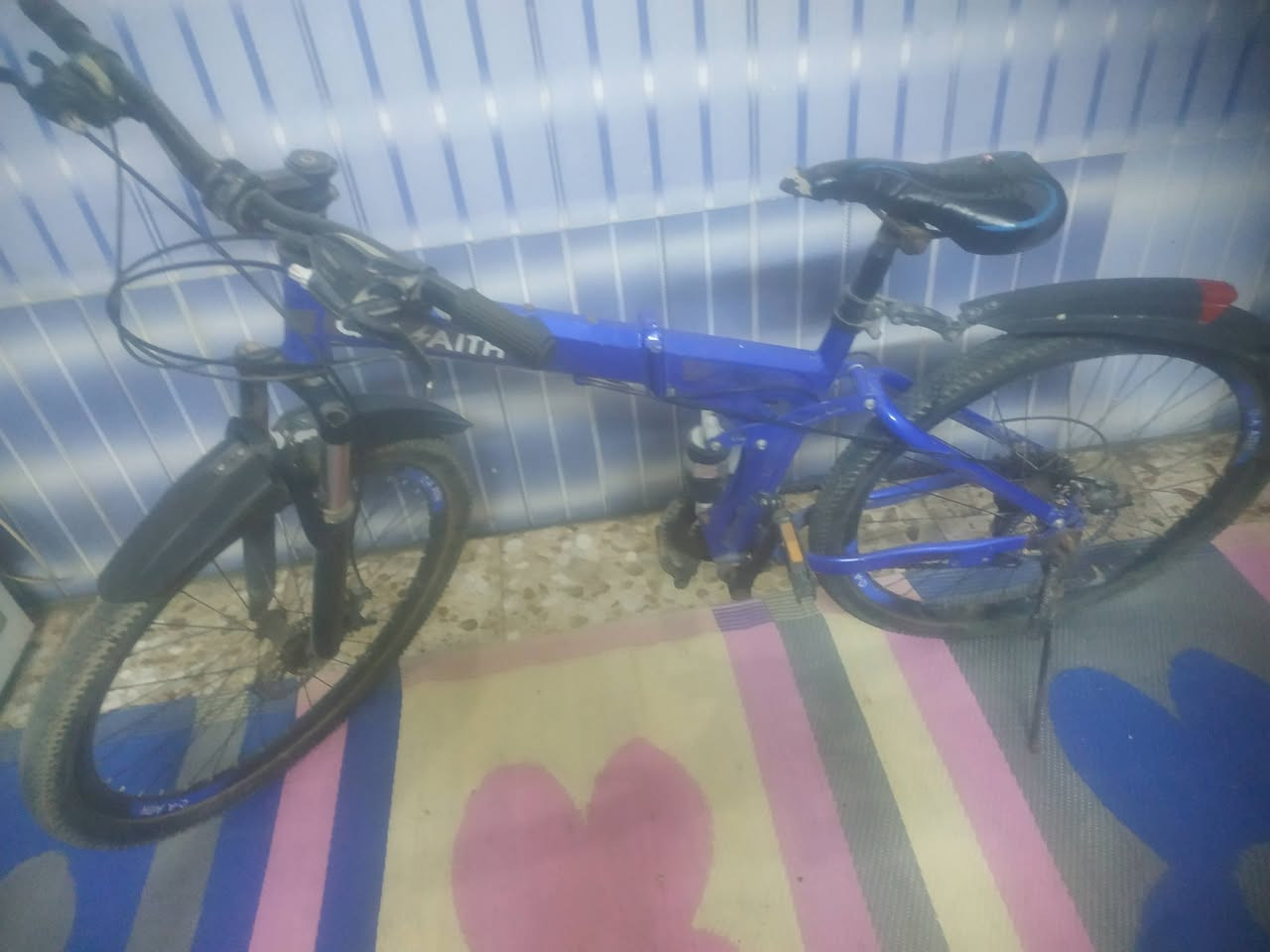 سلام عليكم حبايبي هذه للبيع للبيع هذني***********
