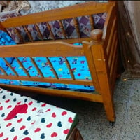 سرير اطفال • ٥ سنوات • بمخده ودوشك