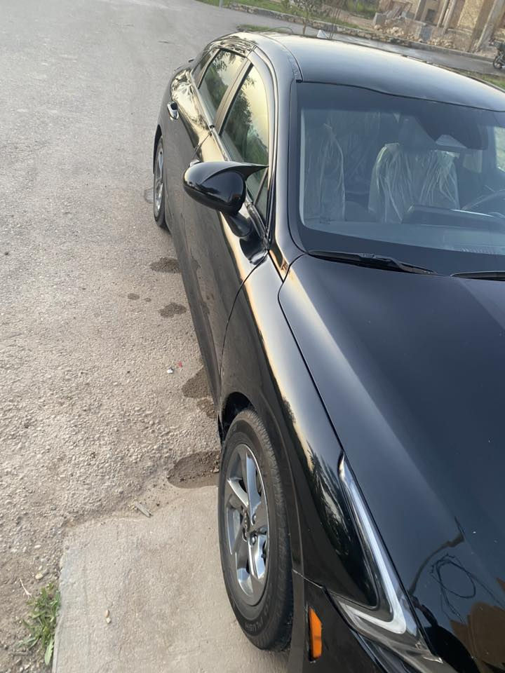 نص فول K5 2021
محرك 1600تيربو سياره اقتصاديه 
بصمه حساسات جانبيه 
محرك وكير فول  رقم بغداد بأسمي تحويل ثاني يوم 

حادثها قص جاملق الخلفي وصبغ حزام 

السعر 110 وبيها مجال 

للاتصال ***********
