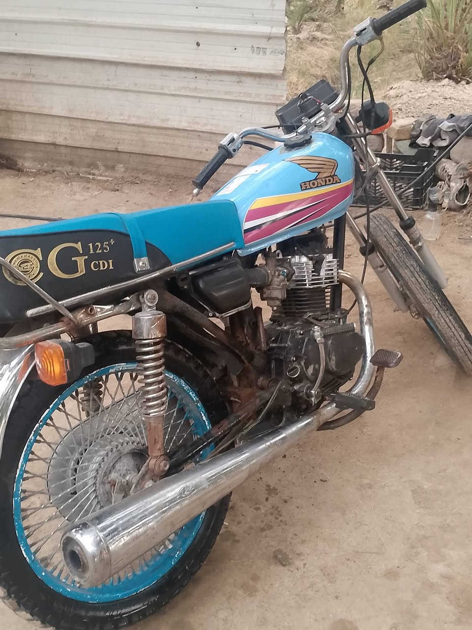 سلام عليكم للبيع دراجه ايراني (كلك) مكينه مفتوحه دراجه جاهزه من كلشي كهربائيّات جاهزه سعر (400)بيه مجال  *********** مكان ناصريه سوق الشيوخ كرمه بني سعيد كرماشيه
