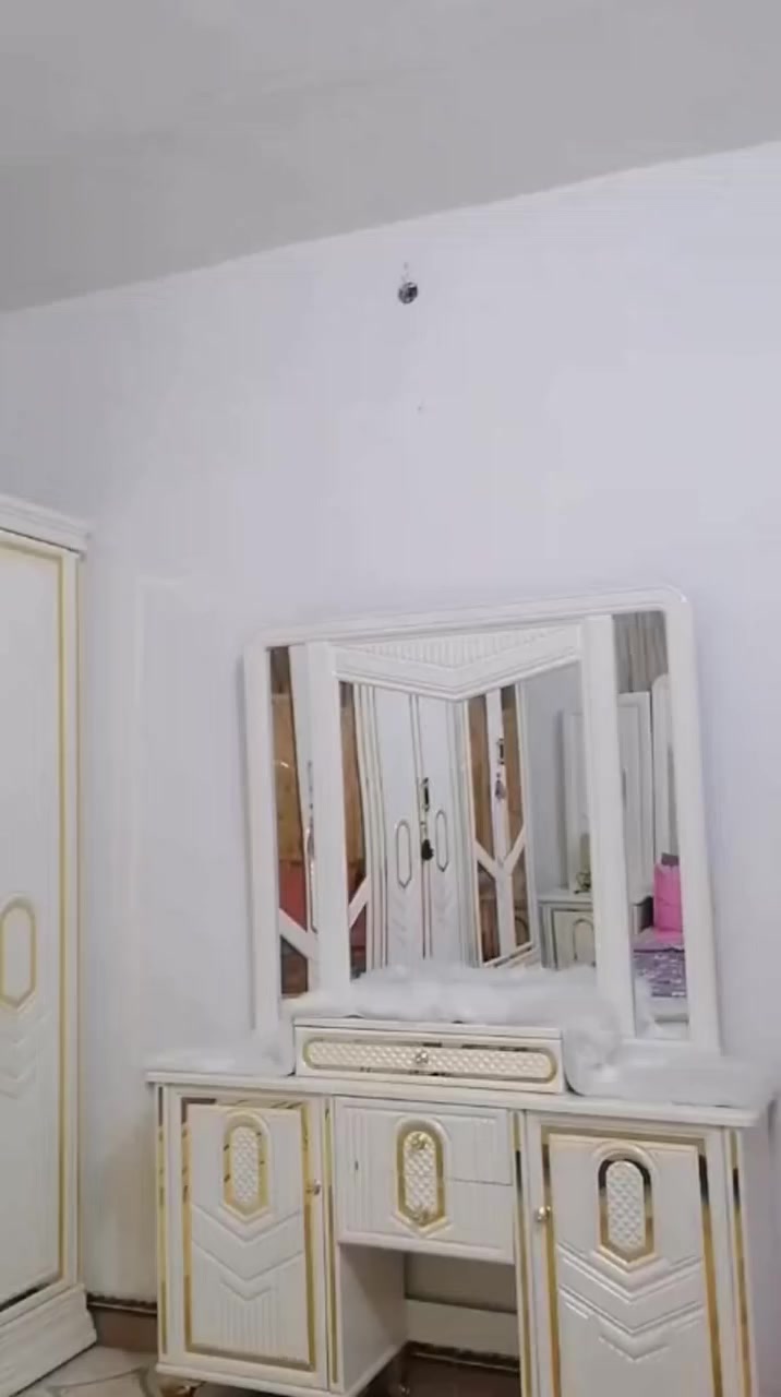 غرفه نوم عراقيه تصميم تركي صار شهرين من ماخذينه سعرها مليونين ونص وبيها مجال


**إذا كنت صاحب هذا الإعلان وتريد حذفه لأي سبب، رجاءا أرسل رسالة إلى الدعم الفني**