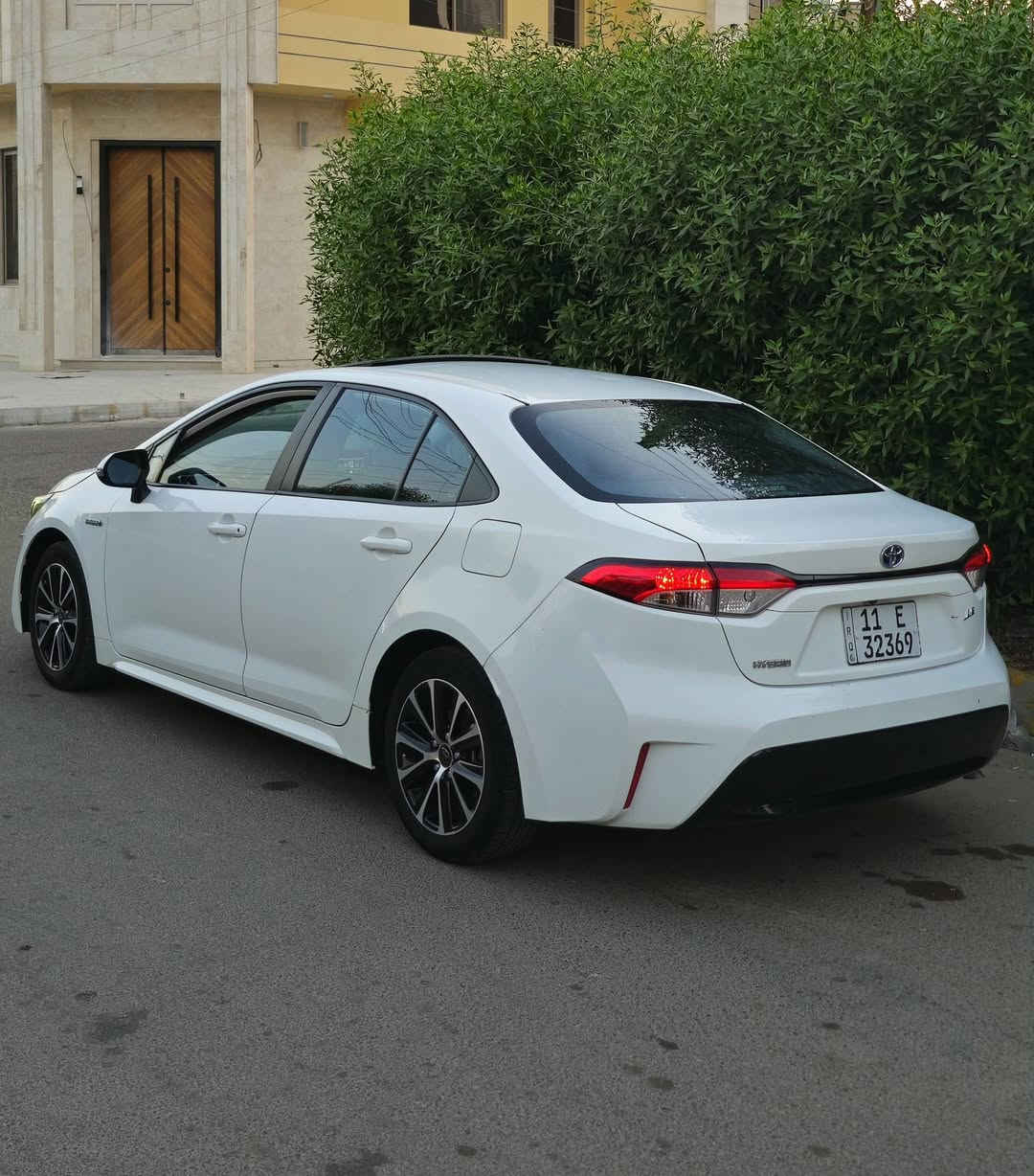 كورلا 2023 خليجي  شكل امريكي داخل احمر
سعر 133 ورقه .. مجال بسيط حيل 
فول مواصفات فتحه وبصمه ورادار وتحمات ستيرن واوتو هولد وهاند بريك بصمه وجام اوتو ومغلف جامغ عازل وتبريد قطعتين حراره حته الاماميه سياره جديده 
بيه شخط بين لباب واجلمغ لخلفي نصبغن فقط . 

العنوان بغداد البياع 
***********
