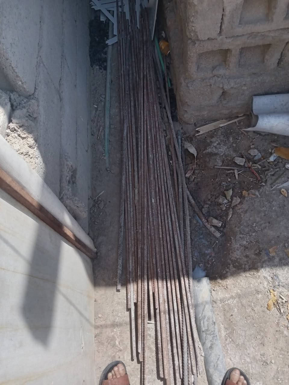 شيش الطول مترتين العدد ٢٧ شيش شراي يخابرني وخادم ***********
مركز الناصريه
