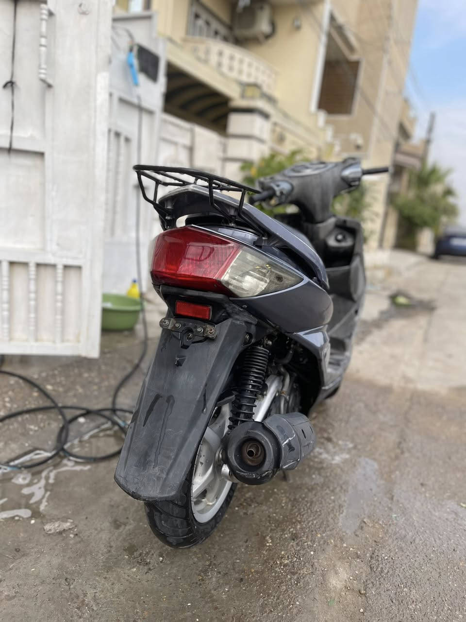 السلام عليكم سكنس فحل ياباني وكاله مامفتوحه استاند حساس قبق بانزين نفخ ماعده الصدر الامامي بي صوت بل طسه فقط دراجه كفاله عامه السعر 1100وبي مجال 
لاستفسار الاتصال علئ الرقم 

‭0771 456 0910‬
