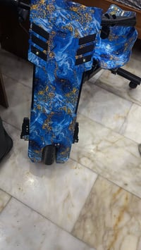 سكوتر درفت نوعيه اصليه ماطور برشلز وكارت منفصل وبطاريه امبير حقيقي.  م...