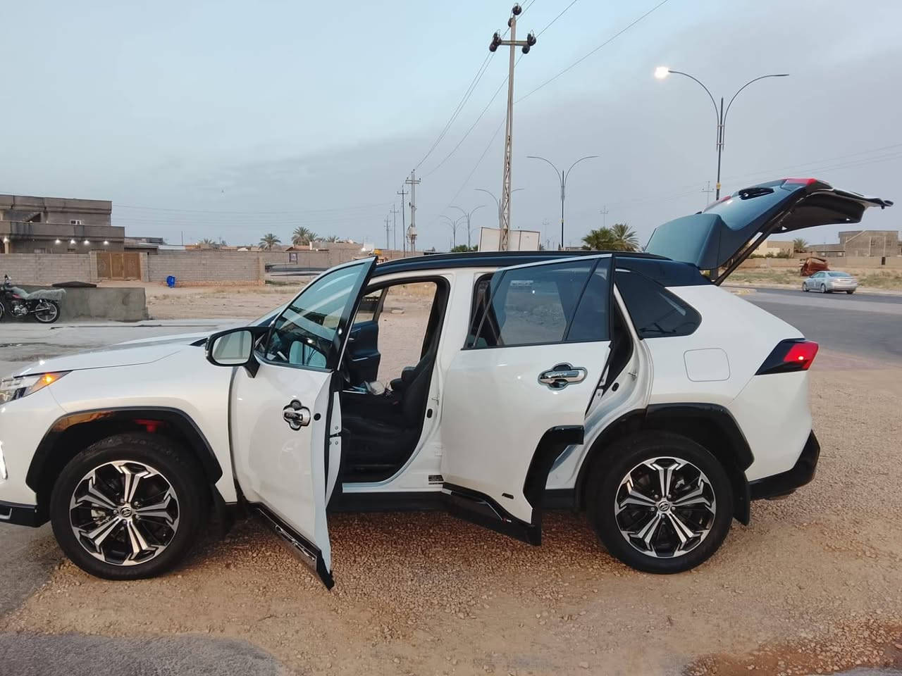 🚗 غسيل أبو أبراهيم 🚗
غسيل سيارات احترافي

✅ غسيل خارجي 
✅ تنظيف داخلي  + تعطير
✅ غسيل زوالي 
✅ تبديل زيوت أصلية + فلتر 

العنوان: الشارع الحولي - حصيبة
📞 ***********

عرض خاص 
زورنا وخلي سيارتك ترجع وكالة ✨
