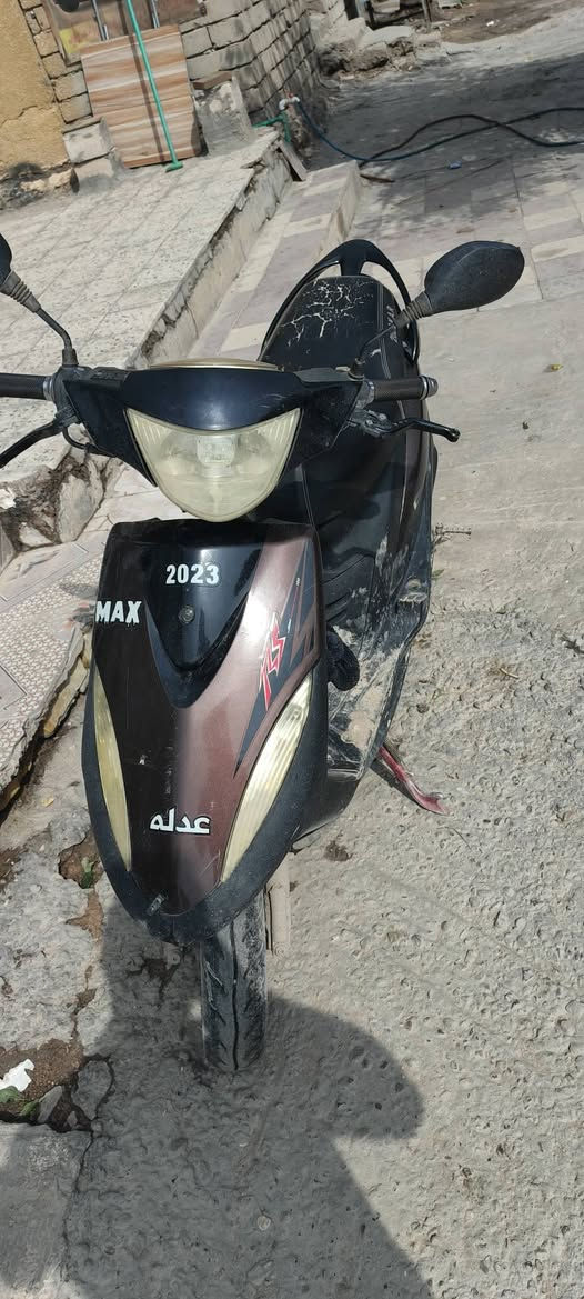 500 وبيها شوي  تواصل 
‏‪***********‬‏ كرنه
