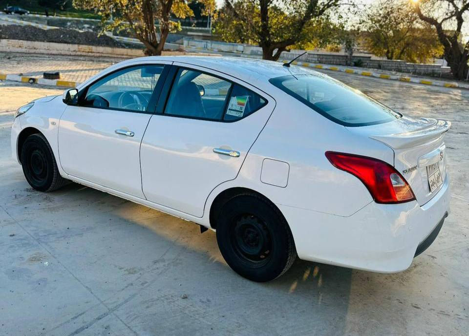 نیسان سەنی 2020
 دەسک نیکل دەبڵ گێچ 
سەیارەکە زۆر تازەیە عەزێت نەدراوە
 لە سفریەوە ١ دەستە 

سعر لە کۆمێنت داوابکە ڕاستەخۆ بۆت دیت 📩 

سەیارەکە بێ بۆیاخە تەنها تەرزەی هەیە سەنەوی ١ مانگە بەسەرچوە مەسرەفی تیا نیە 

ژمارەی خاوەنی 
***********
***********
