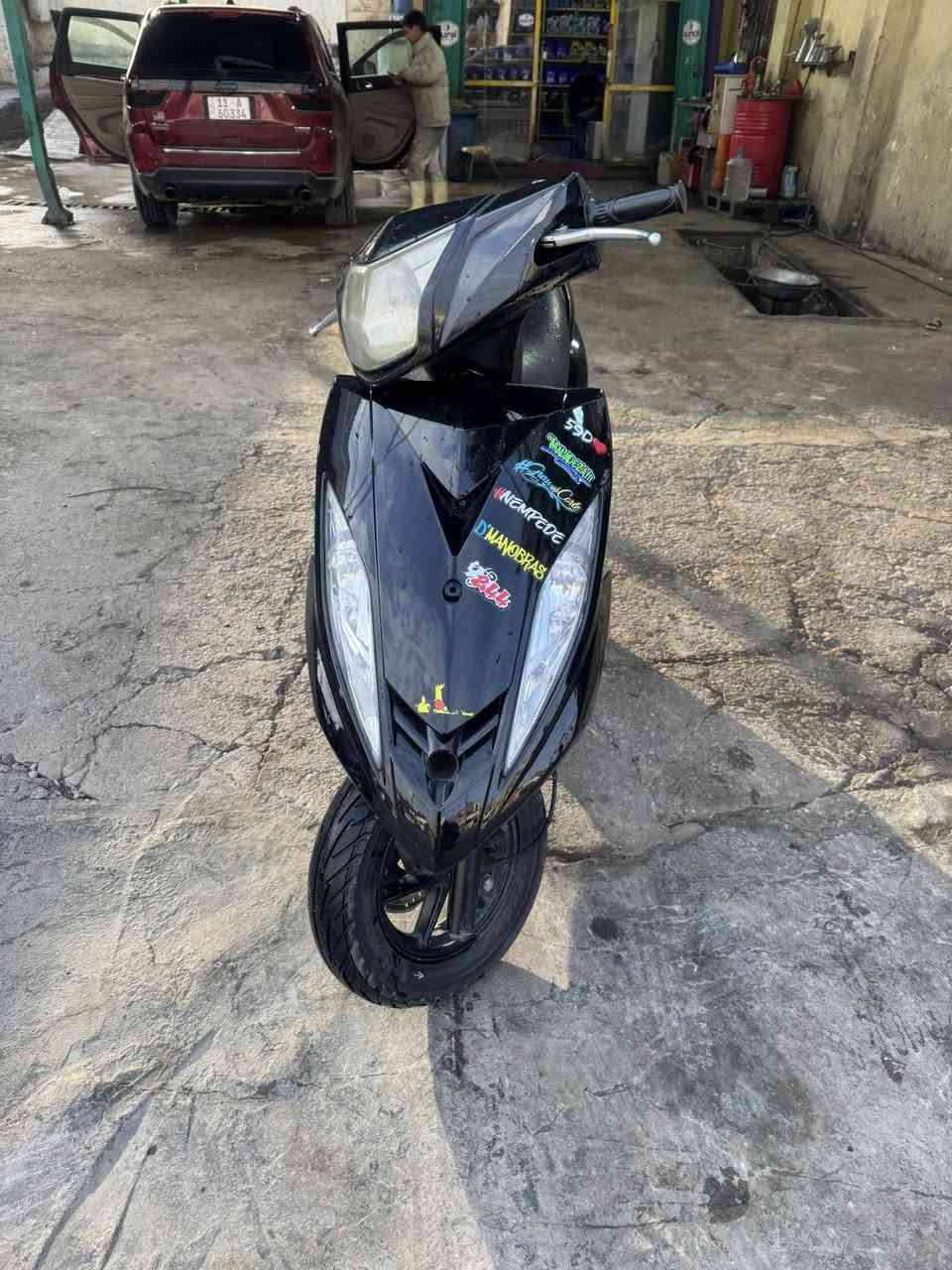 سلام عليكم
مستعجل علا بيعته 

GTR للبيع 

مزود صالنصه كلجات رياضي 
قبق فلاوين نوزل 

مناقصه شي دراجه كليومه بغداد بيها 

مكينه ناعمه خرسه 

السعر 650 وبيها حك جيتك 
مكان:الحسينيه 
رقم: ***********
