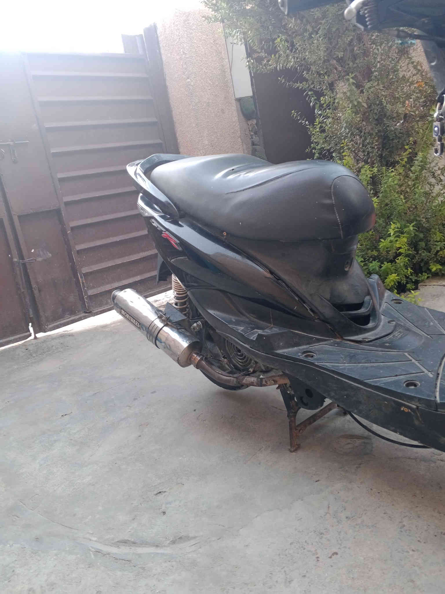 ماكس ثعلب سرعة 140 مكينة لا تنقيص ولا تبخير ولا نضوح بوشة58 رياضي شلعة معدل الدراجة نكرة بي وقت سلف هندر كهربيات كلها شغالة كابرتر اصلية كفرات ابلادية السعر400مكاني بغداد حي الجهاد ***********
