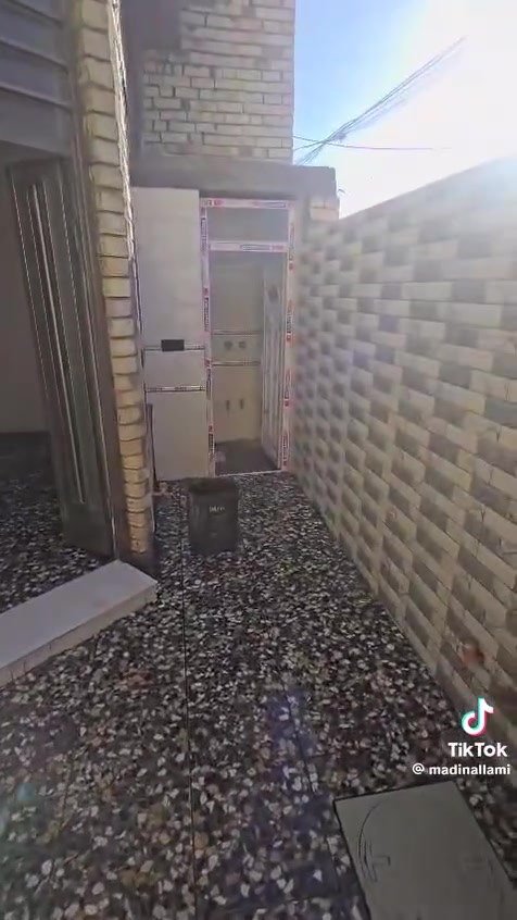 سلام عليكم يوجد بيت جديد يجار
مكان لبيت رشاد مقبيل لقاعدة منطقة جديدة قرب الورفلي
يجار لبيت 300وبي مجال بدون دلالية
***********
