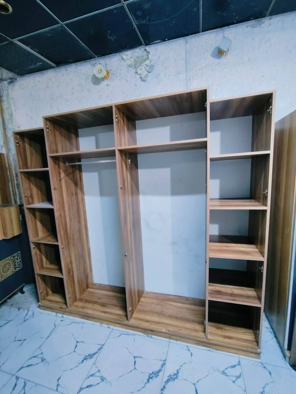 غرفة تركي 8قطع نظام ابواب ❤ ✨
نظافة 95 / 100 ❤✨ 
السعر 550 مع الشد 🪛ونقل 🚙
داخل بغداد متوفر توصيل لجميع المحافظات 🇮🇶


**إذا كنت صاحب هذا الإعلان وتريد حذفه لأي سبب، رجاءا أرسل رسالة إلى الدعم الفني**