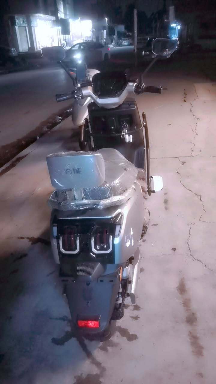 دراجه شحنه BENNENG. مدرعه اماميه من مؤيد طياره نازله بنهايه  شهر الثامن يعني مستخدمه 4 شهر وشي قليل
اربع سرعات
سياقه ذاتيه
بصمتين وسويجين
انذار سرقه
شاشه لتحديد العطل
كلشي شغال بيها وامانه الله ممصلحه ابد
لايت عالي ناصي زنون
دبل اشاره
ههاي كدام الدراجه
#ملاحضه بيها كم شخطه كدامك وشويه الويل الورا بي عوجه عادي طبيعي مامئثره سهله
السعر #600 قفل مكاني بغداد الجديده


**إذا كنت صاحب هذا الإعلان وتريد حذفه لأي سبب، رجاءا أرسل رسالة إلى الدعم الفني**