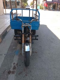 ستوته • سوته • تك تك • مركبة ثلاثية العجلات • مركبة نقل • عربة بضائع