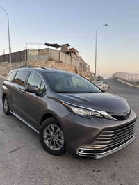 صل على النبي    #سينا 2023 هايبرد  #XLE   سعر السيارة 28500$ يعني 285و...