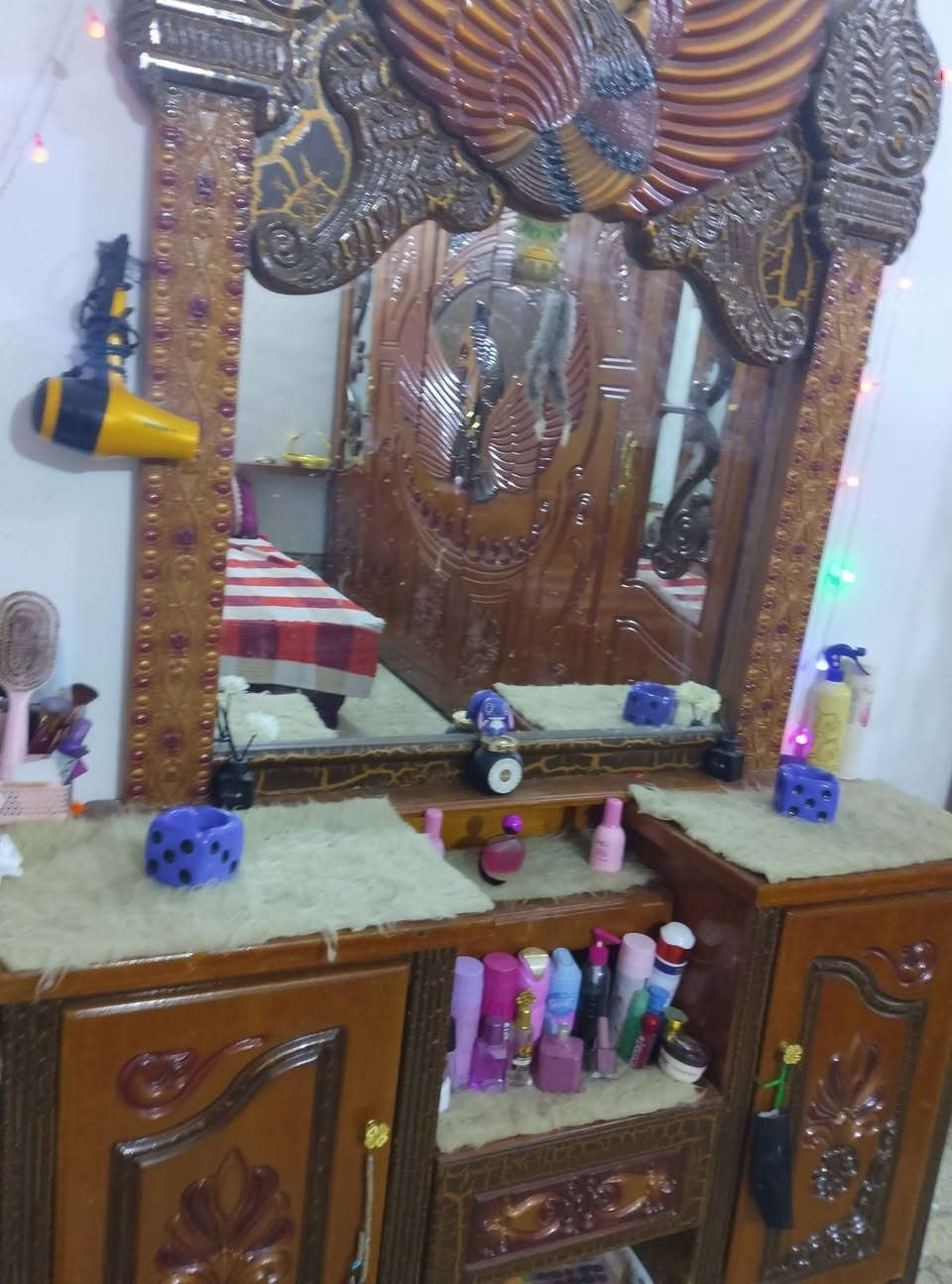 سلام عليكم غرفة للبيع ٦٠٠وبيها مجال


**إذا كنت صاحب هذا الإعلان وتريد حذفه لأي سبب، رجاءا أرسل رسالة إلى الدعم الفني**