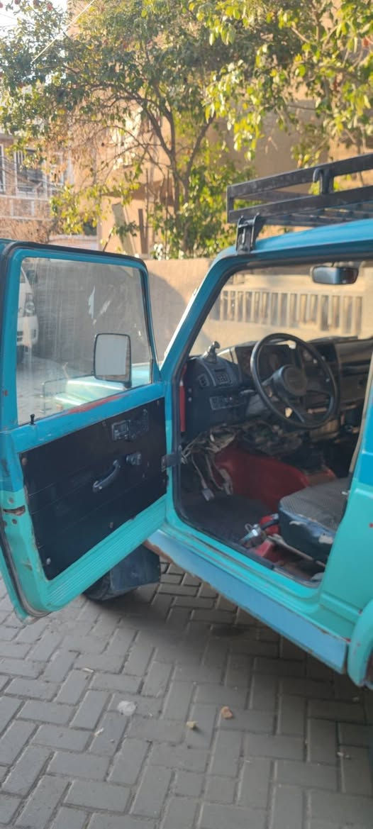 السلام عليكم سوزوكي ساموراي موديل 95 رقم انبار بأسمي مشروع وطني. محرك گير لوگير بلاد فور ويل شغال السعر 45 وبيه مجال للاستفسار ***********
