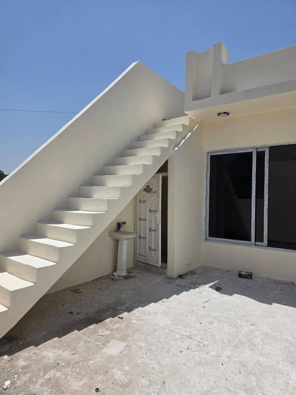 رقم الاعلان 2431
#دار للبيع 100م
صفر _مامسكون _zero
كركوك بنجاعلي قريب جامع حجي على رنگنه
#مكونات (غرفة نوم مطبخ استقبال وصحيات وكراج سيارة)
فول سيراميك
نظام دكت
ماي حلو بين يوم
فرع عريض
فول مواصفات
أبواب تركيه
شبابيك تركيه
#سعر 30 مليون وبي مجال
☎️ *********** واتساب
☎️ *********** فايبر
#مكتب_ازاد_للعقار
#عنوان المكتب(سايتين بنجاعلي قرب جامع البخاري)
