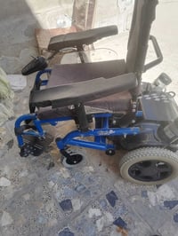 عربانه شحن  دبل باتري السعر ٢٠٠الف  موبايل ٠٧٨١٤٤٩٢٩٩٣