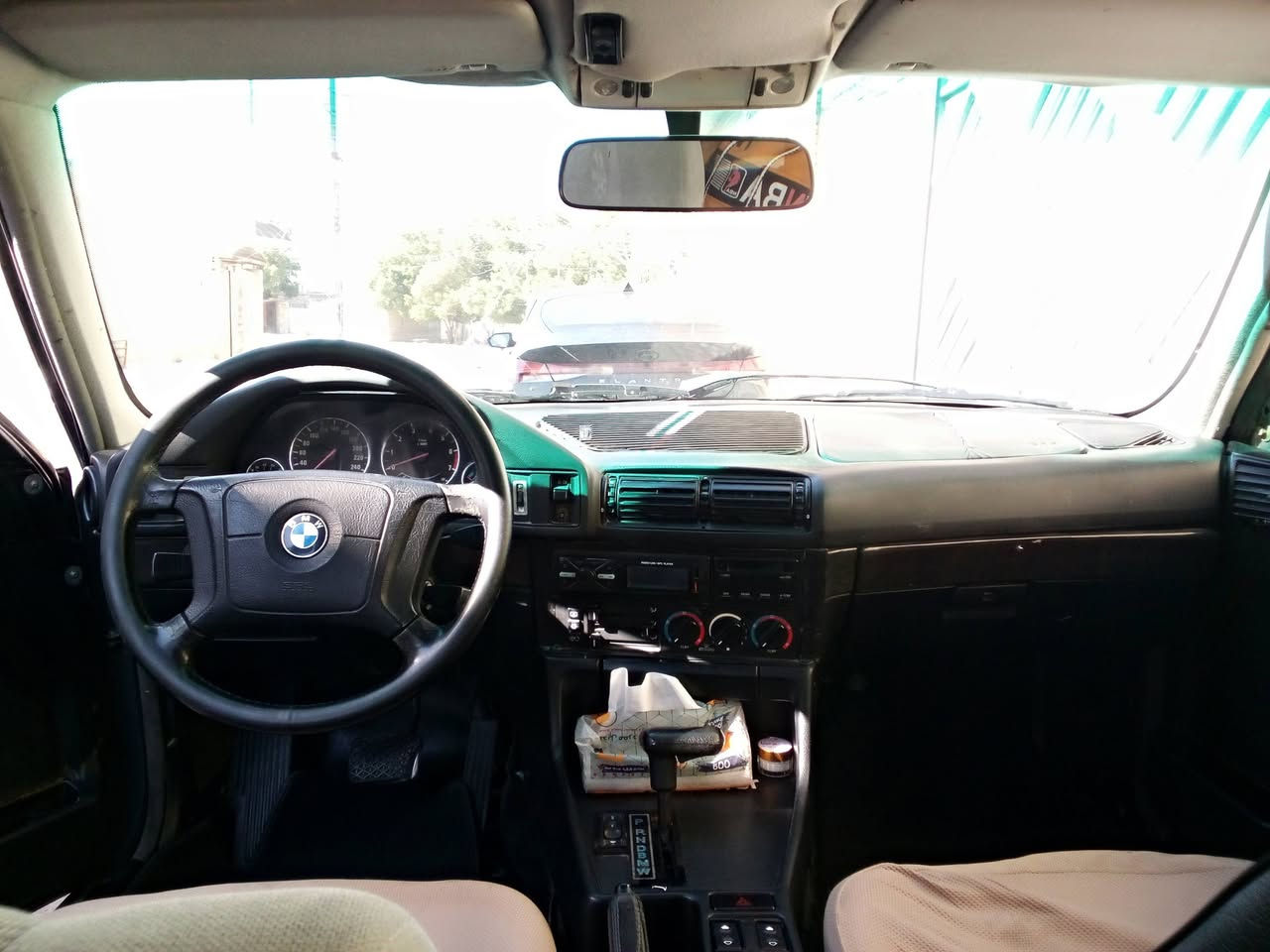 لسلام عليكم بيئم 525 مسكر فانوس بجم عريض موديل 1991مكينه كير اوتو تبريد تدفئه كهربائيات جاهزه أربيل  دولي باسمي مكفولة من الحادث القوي فقط صبغ عام جماليه مكان كربلاء السعر 48 وبيه مجال حك جيتك ***********
