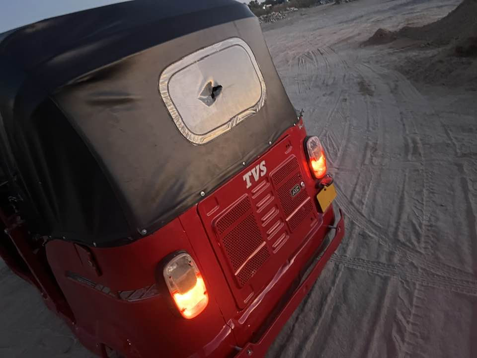 سلام عليكم ورحمة الله وبركاته عندي تك تك تفي اس موديل ٢٠٢٠. مكينه مال واحد وعشرين تكتك مصبوغه جماليه بيه دوسات معمره خير من الله سعر ٢٩٠٠ ملينين وتسع مائه بيه مجال حك جيه رقم ***********
