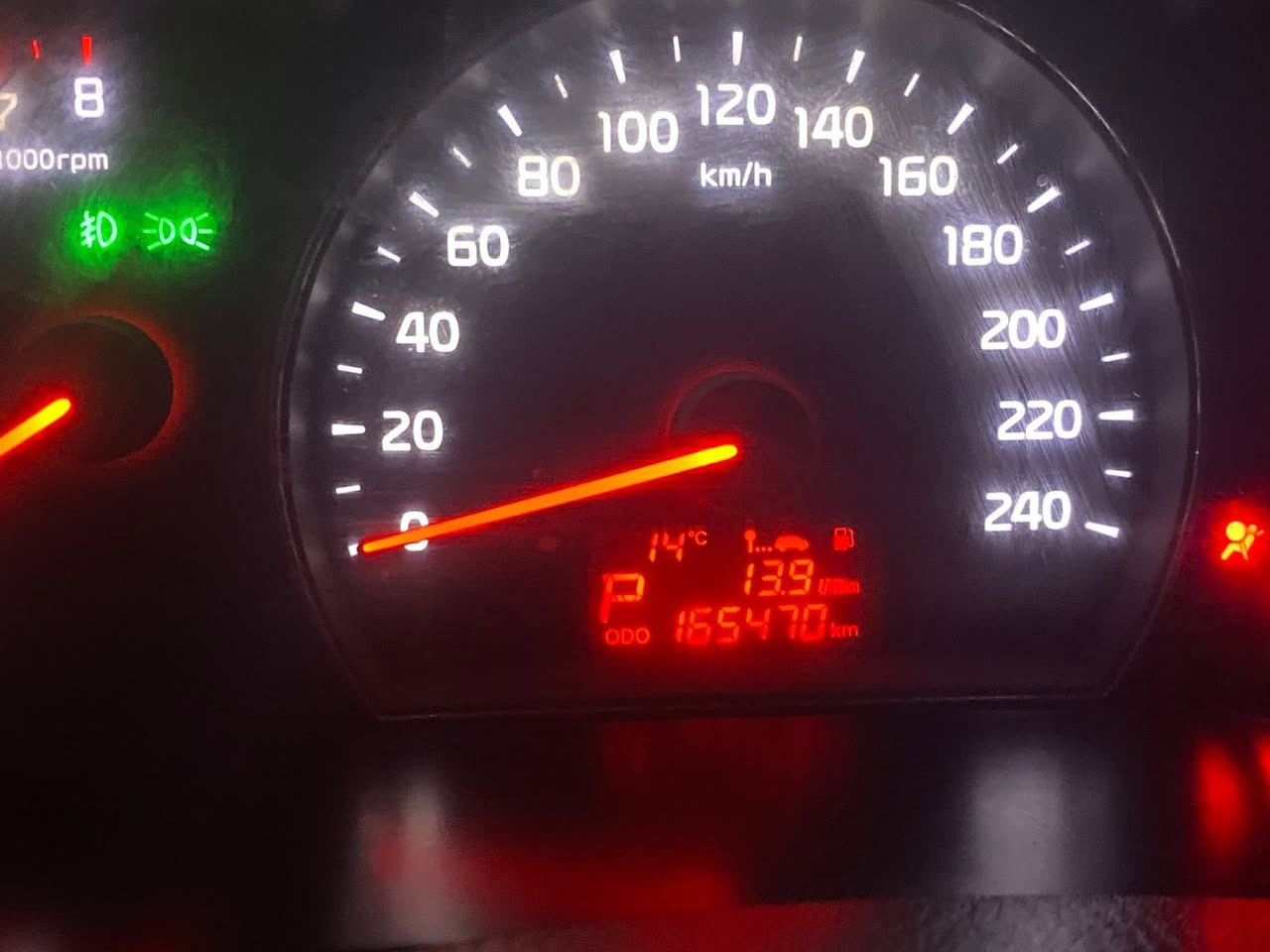 سورينتوا ٢٠١٣  ماشي ١٦٥ سبعة راكب مكفول خليجي  تلفون ***********
