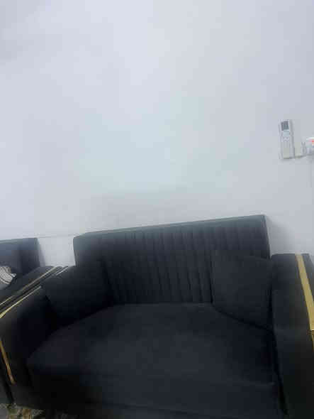 تخم عشر مقاعد تركي بي مخزن الكبار بيهن مخزن والوسطية مخزن السعر 850  
***********
