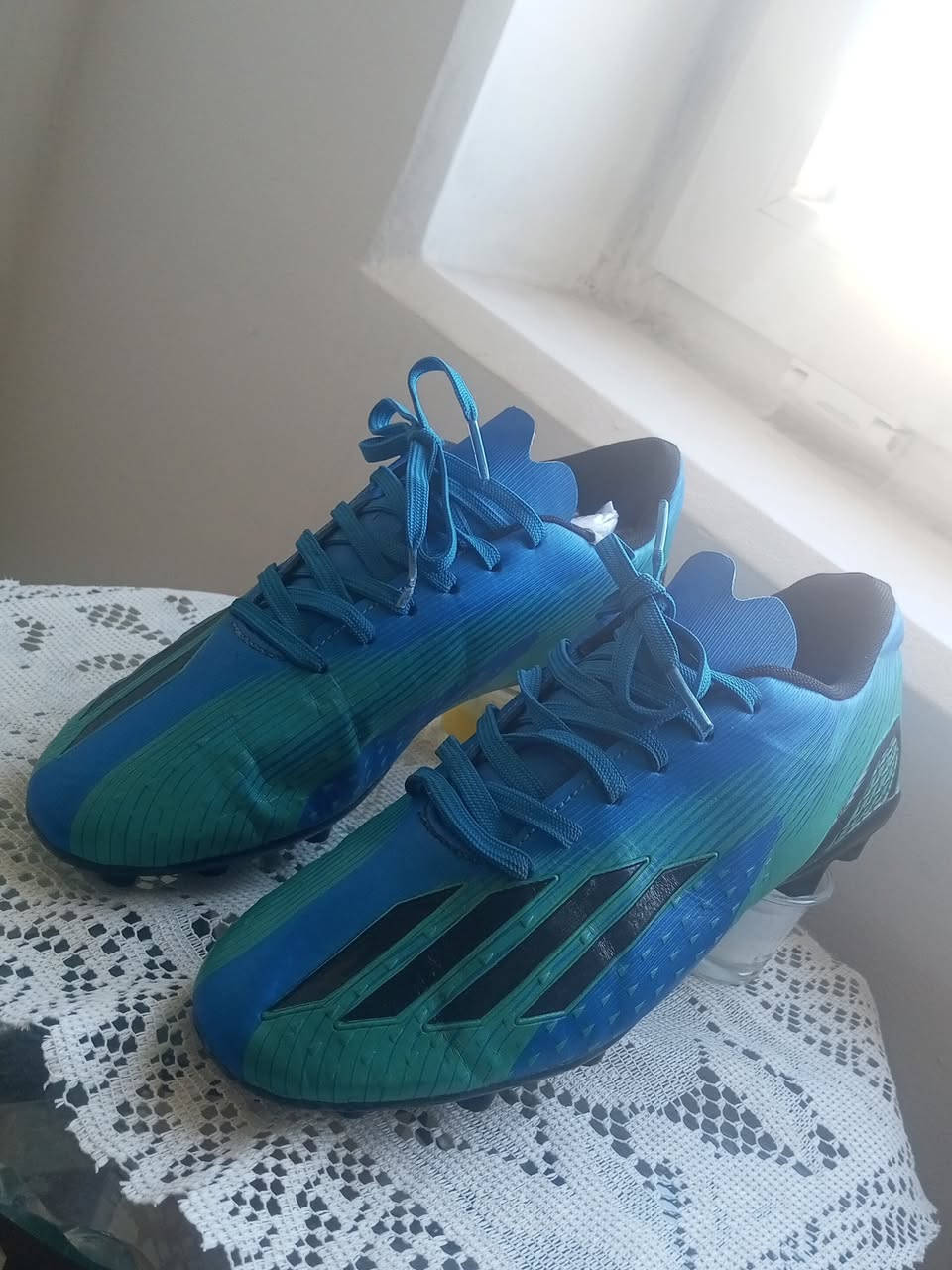 حذاء رياضي باله ب 15 اصلي مو مستخدم قياس 41 رجالي ال بيع التواصل عبر الرقم لاتي *********** واتس فقط
