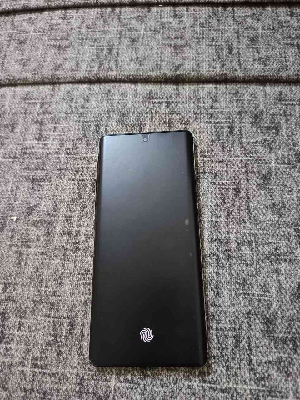 انفينكس هوت 50 برو بلاس ذاكره 256 عشوائية 16 بطاريه 5000 ملي شاشه تردد 120Hz معالج هيلوجي 100 سرعة الشحن 33 واط أنحف جهاز حالياً و جهاز مستعمل فتره بسيطه يعني أخو الجديد لزكه مل ببجي مراوس بايفون او بيع للا ستفسار ***********
