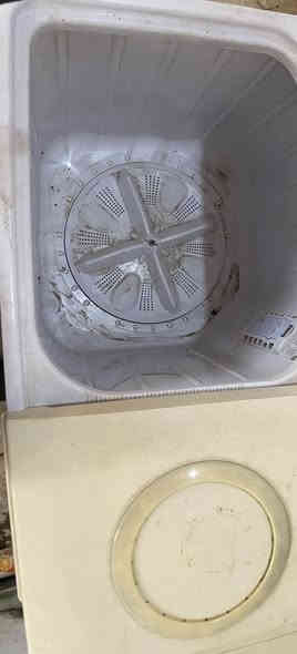 غساله كامله نضيفه عل فحص شغاله سعرها ٧٥بيها مجال. العنوان الديوانيه بدايه شارع سالم
***********
ذوالفقار الموسوي
