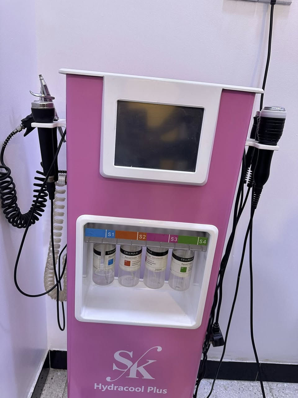 السلام عليكم
عندي جهاز كانديلا موديل 2025 مامستخدم ابد 
وجهاز الهيدر وكول SK
كراسي عدد 8
للبيع


**إذا كنت صاحب هذا الإعلان وتريد حذفه لأي سبب، رجاءا أرسل رسالة إلى الدعم الفني**