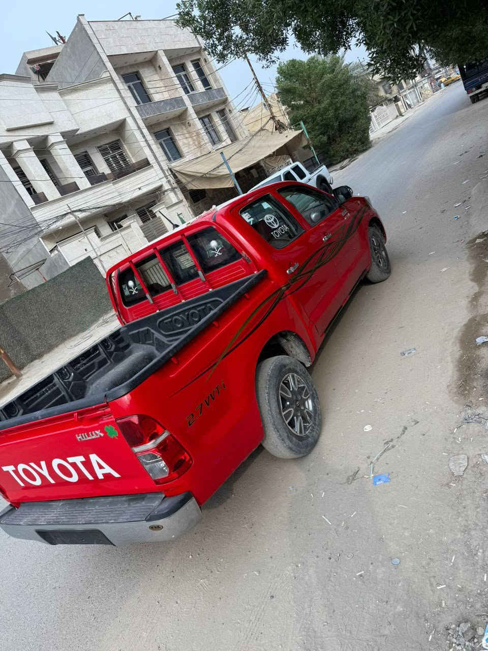 للبيع بيكم هايلوكس موديل 2014 رقم صلاح الدين الدولي السعر 147 وبيه مجال مصبوغه حزام ماشيه 83 كير عادي.
*********** العنوان بغداد
