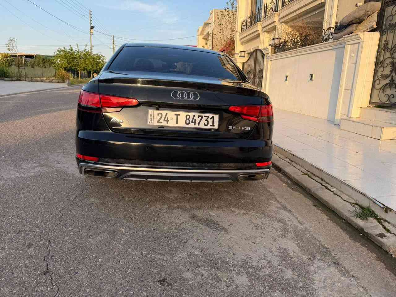 مديرك يريدك توصلة ماخذة بفورتي وعايف هل جمال بسعرها وارخص وخليجية وانت حر بعد

.
.
.

اودي A4 موديل 2019 — خليجي —وكاله

فووول مواصفات عدا الفتحة فئة ( S-LINE ) 

مكفوله كفاله عامة بدون اي حادث 
فقط جاملغ خلفي مرشوش كلير
______________________________________

رقم صاحب السياره / ***********
***********

باسمي تحويل او وكاله نفس اليوم

محرك السيارة 4 سلندر حجم 1800 توربو
برغي مامفتوح بيها وضع شركة

مواصفات .. كير اوتوماتك + عادي + شفتات سترين .. بصمة تشغيل .. بصمة ابواب .. هندبريك بصمة .. شاشة جبيرة .. بردات بلاديه .. حساسات خلفيه + امامي .. فول تحكمات ستيرن + شاشة .. ليد امامي .. ليد خلفي .. تبريد قطعتين .. كشنات جلد .. كشنات كهربائي .. دشبول مطعم بصاج .. نظام اوتو ستوب + أناره محيطيه بلاديه + عدسات ماتركس 

السيارة تجي تشوفها نظافتها مال سيارة زيرو وترايها مال سيارة زيرو ومسويلها سيرفس عاااام 
نظافتها 100%.

#السعر_

 العنوان أربيل او كربلاء
