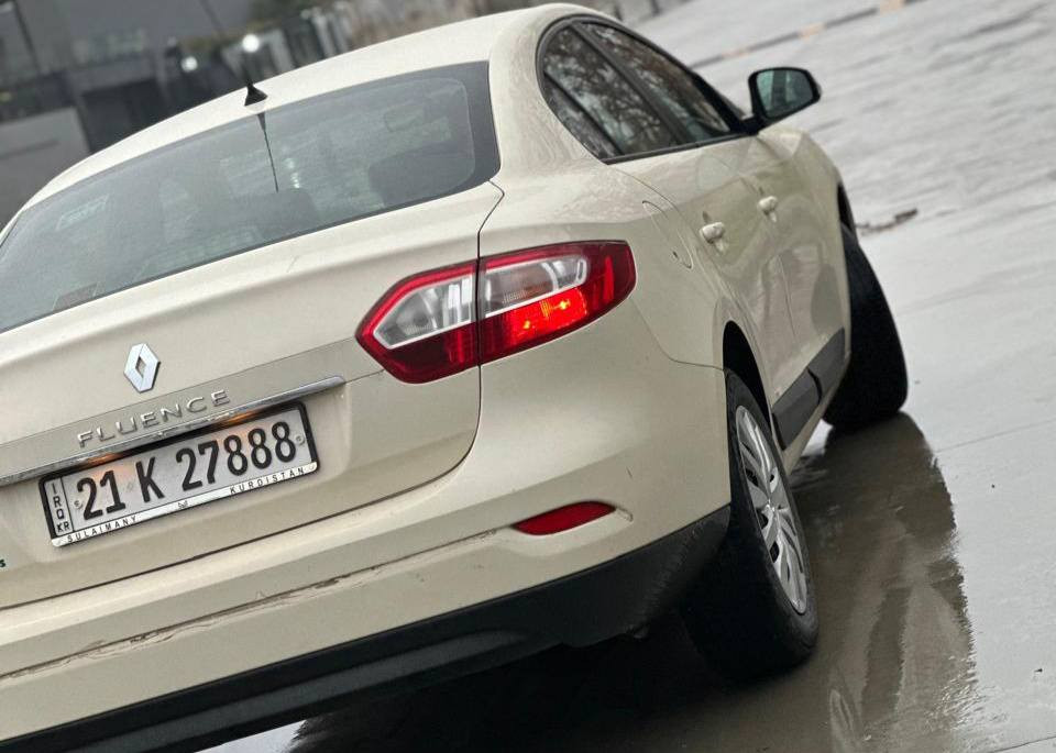 ڕینۆ فلۆنس 2016 مواسەفات 
یەک دەست
سەیارەیەکی تا بڵێی جوان
 و پاک ماوەتەوەت
تەنها 81000km ڕۆشتووە
بێ بوۆیاخە

سعر لە کۆمێنت داوابکە ڕاستەخۆ بۆت دیت 📩 

 تەنها یەک چەمەلەخی ساردە
گێڕو مەکینەی بەشەرت 
ناونیشان سلێمانی

ژمارەی خاوەنی 
***********
