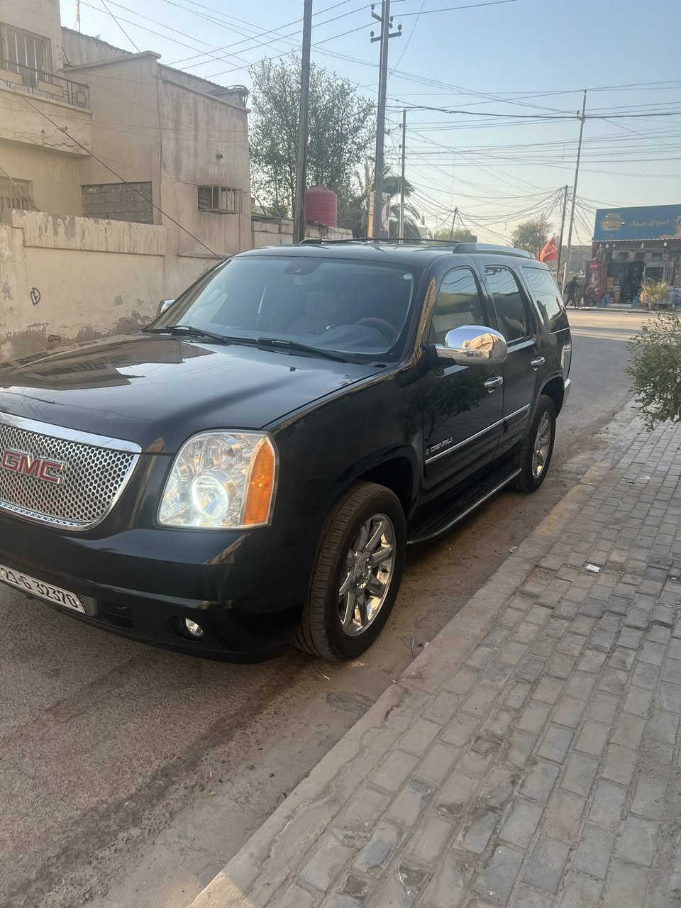 سلام عليكم جمسي يوكن 2008
خليجي  رقم دولي هزه جديدة سنويه جديدة
بيهة قطعتين صبغ فغط الباقي كفاله
سعر 190بيهة مجال
سيارة جديدة خير من الله ماتصرف عليهة شي
عنوان البصرة تحسينيه
رقم ***********
