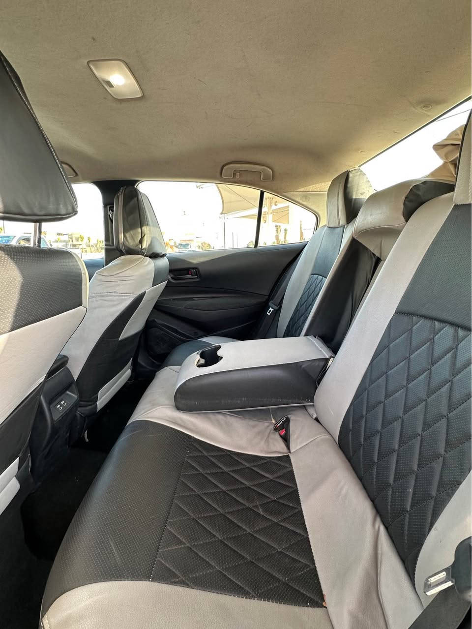 تيوتا كورلة وأرد امريكي مديل 2023. 
   رقم معوقين بصرة دولي .  
         سيارة داخلة من امريكة تعمل وتسير 
         فقط بارد بطرف مدكر امامي باقي كفالة عامة   
             دواخل شواصي لغود أيرباك كله كفالة عامة 
🚗ماشية. 42.000 سيارة كير مكينة بوضة شركة جهازات
                 مكينة 2000.
    ./لون  رصاصي سلفر .
.موصفات LE هواي ومعروفة . )
  (( السعر 142$ وبيها مجال ل شراي )) 
         العنوان البصرة الجنينة  
        (رقمي *********** Singapore
