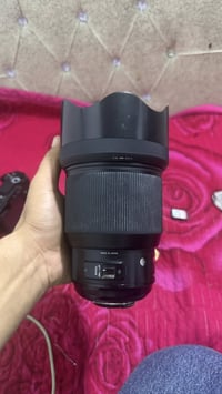 عدسة 85 فتحة1.4 ل نيكون   للمراسلة وتساب فقط  ٠٧٧٢٨٤٦٣٢٣٤