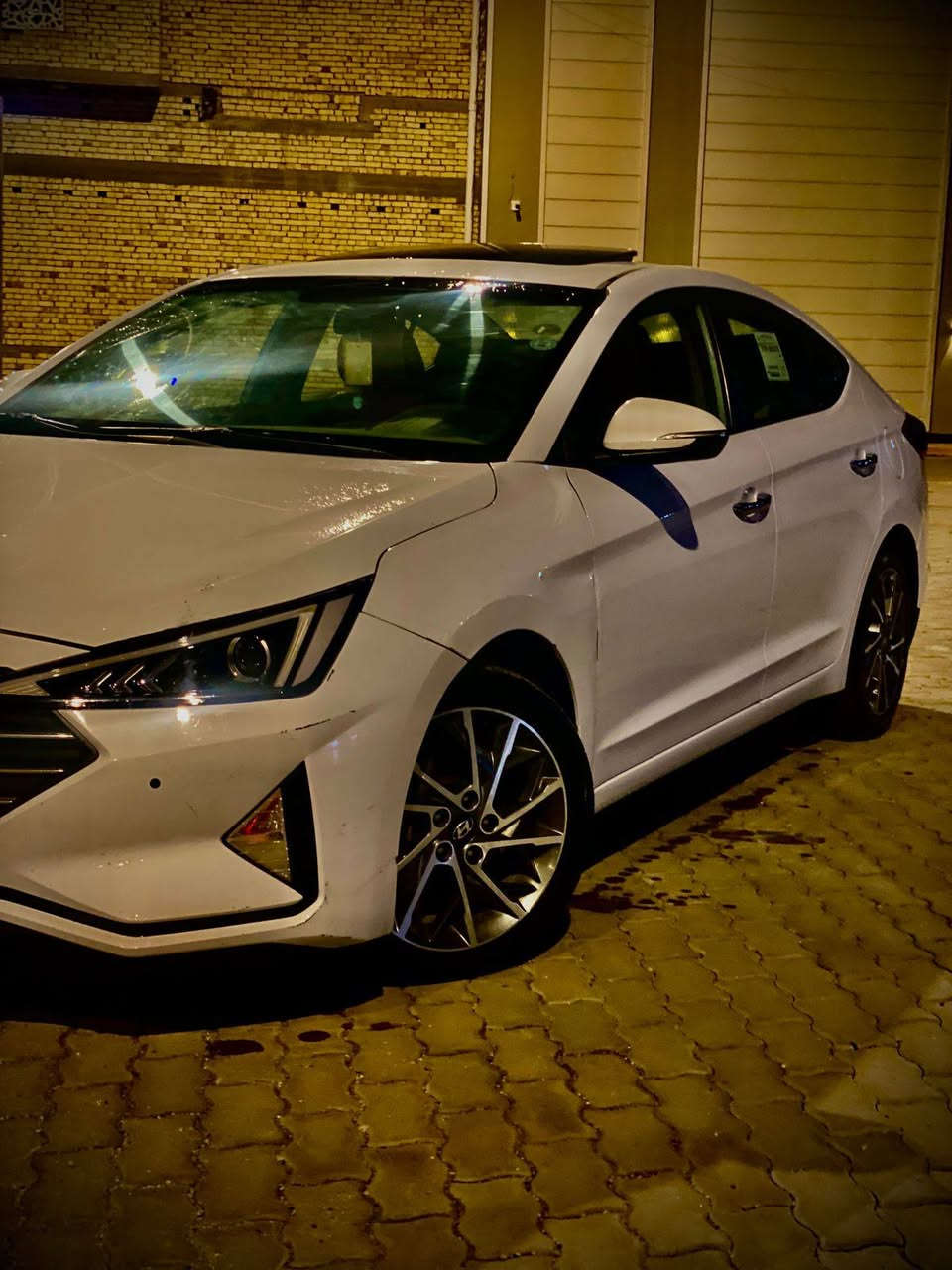 سلام عليكم سياره النتره مديل ١٩ 
خليجي كامل موصفات 
ماشيه ١٣٥
كفاله 
سعر 168
*********** فقط واتساب
هذا رقم راعيه
