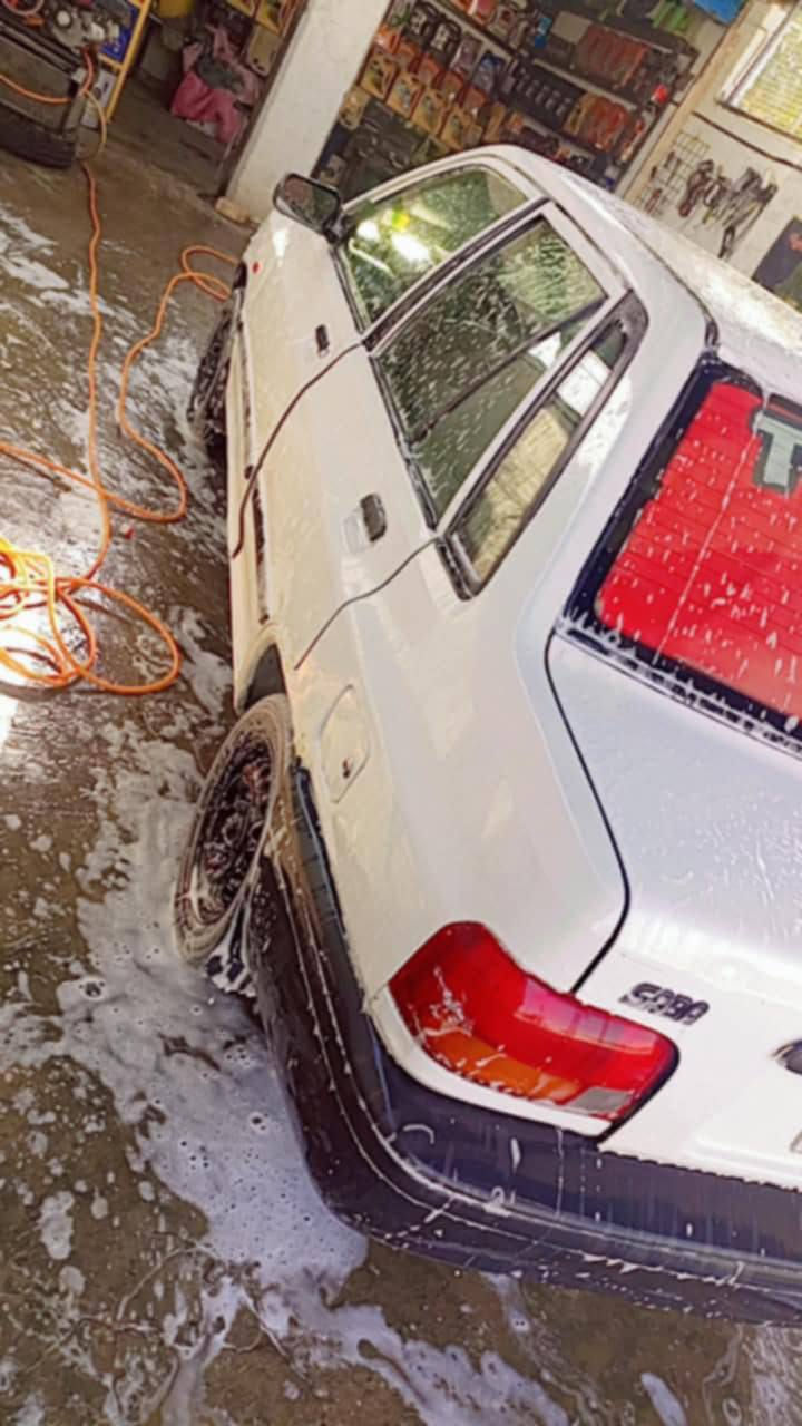 سايبه مؤديل ١١ سياره جاهزه مكينه بيه تبخير تخم تاير جديد حداديه جديد دبلات بديه كلش حلؤ عنؤان شاميه 
سعره ٣٠ وبيه مجال مراوس هم ترهم عادي حته لؤ سياره جديده انطي فرق 
***********
