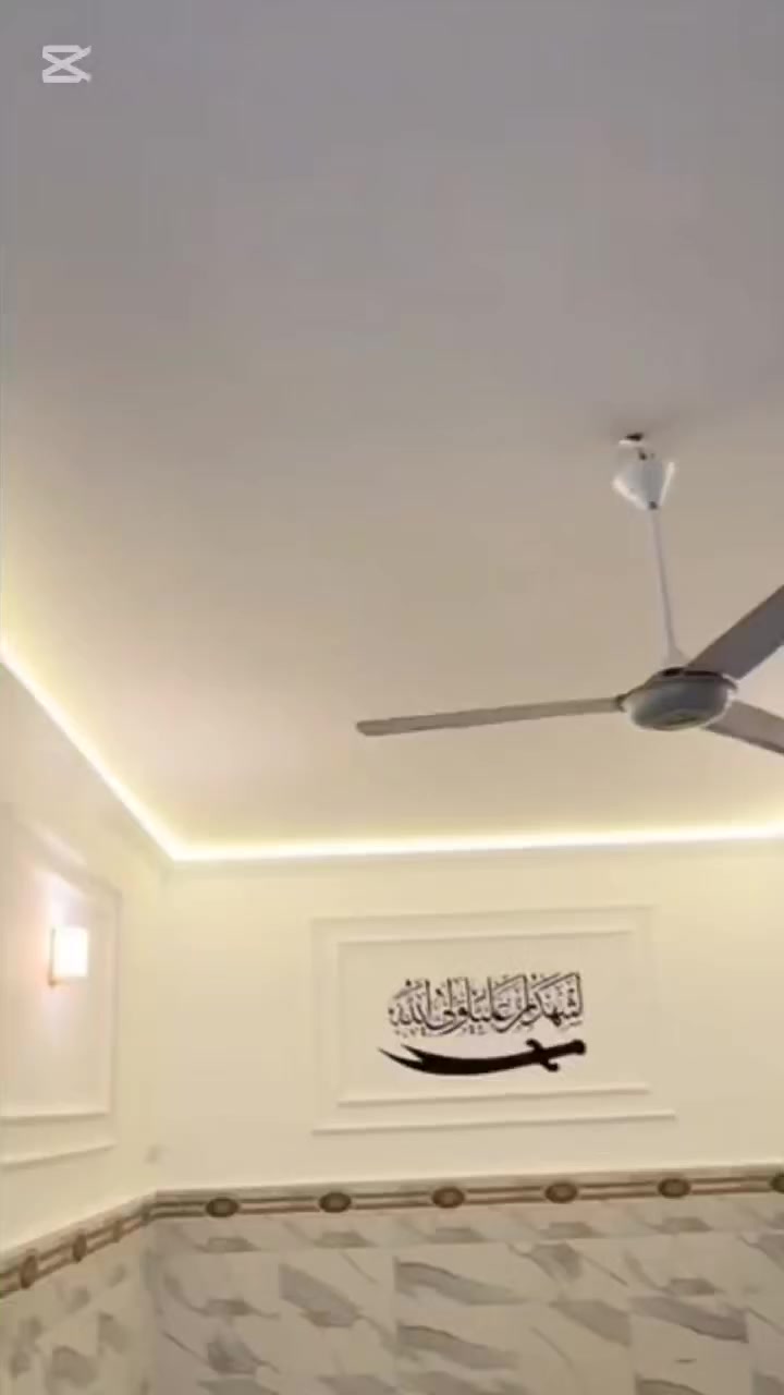 سلام عليكم تشتغل ديكورات او صبغ غرف حسب الطلب فقط داخل الحي  ***********⬜✨
