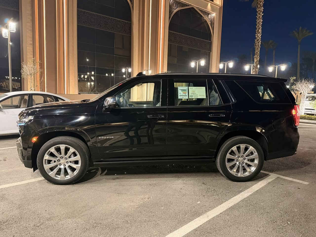 السلام عليكم 
تاهو برايمير موديل 2023
رقم بغداد هزه سنويه فحص جديد  
فول جكات  . ٥ كاميرات . داتا شو . دوس كهرباء . اعلى فئة 
ماشية 58,000 الف 
ضمان شركة المنصور بعدها بلضمان السيارة 
السياره كفالة عامة عدا ٣ رصعات مسحوبه pdr 
السعر ٥٧٥$ 
*********** 
مكاني بغداد الدورة
