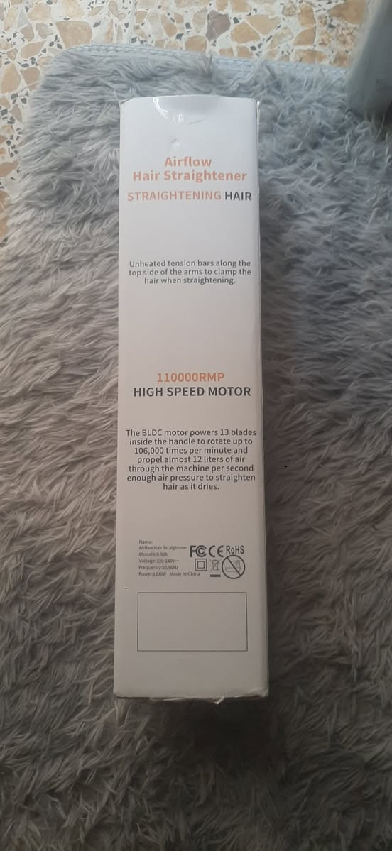 مكواة فرد الشعر: مكواة فرد شعر 2 في 1، تعمل بالهواء الرطب والجاف، مزودة بتدفق هواء أيوني عالي السرعة، تفرد الشعر بالهواء دون إتلافه بالحرارة، مع تحكم ذكي في درجة الحرارة للشعر متوسط ​​الطول
هاي ماركه صيني شي راقي والله اوسعره غالي انطي بيه سعر ثكيله القطعه


**إذا كنت صاحب هذا الإعلان وتريد حذفه لأي سبب، رجاءا أرسل رسالة إلى الدعم الفني**