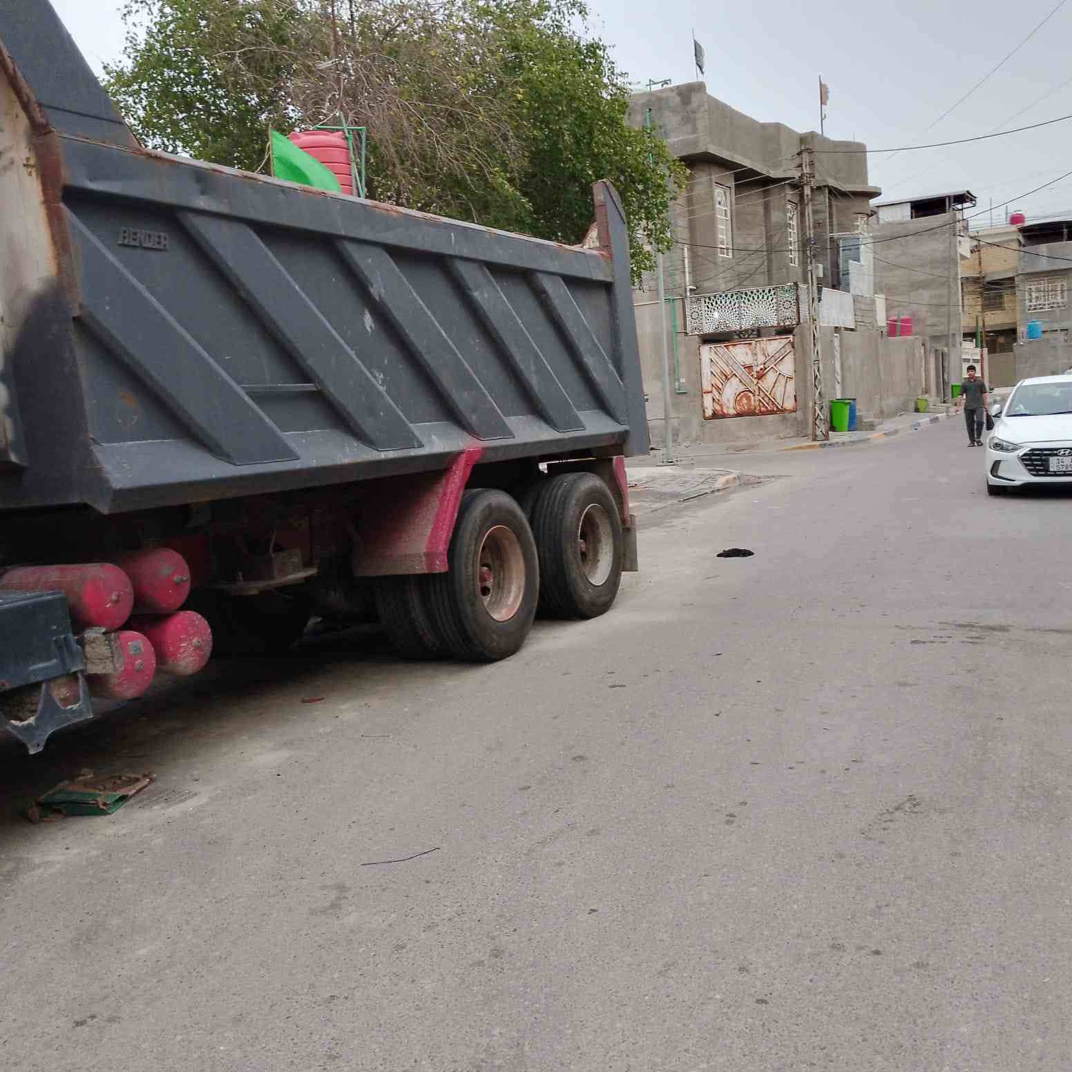 السلام عليكم
للبيع سكانيا قلاب مجموعة فراشة خفيفة 
تايرات جدد مكينة وكير جدد سيارة جاهزة 
رقم بصرة انة مكلف بالنشر هذا رقم راعيها 
***********
