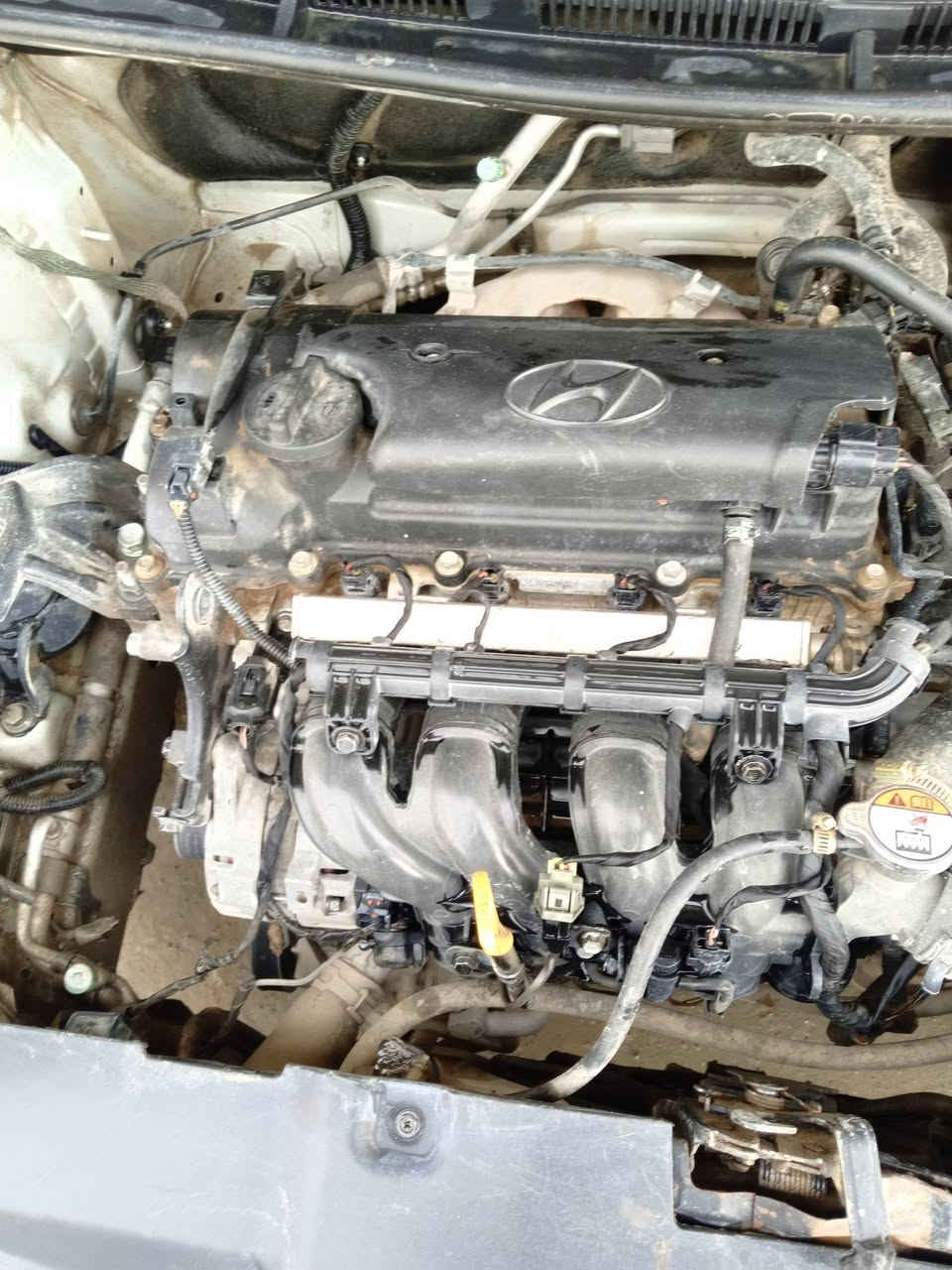 السلام عليكم للبيع اكسنت موديل 2015 كير محرك كهربائيات كلهه شرط الفحص رقم بغداد  تحويل ثاني يوم مكان تكريت حولي الزهور السعر 72  ***********
