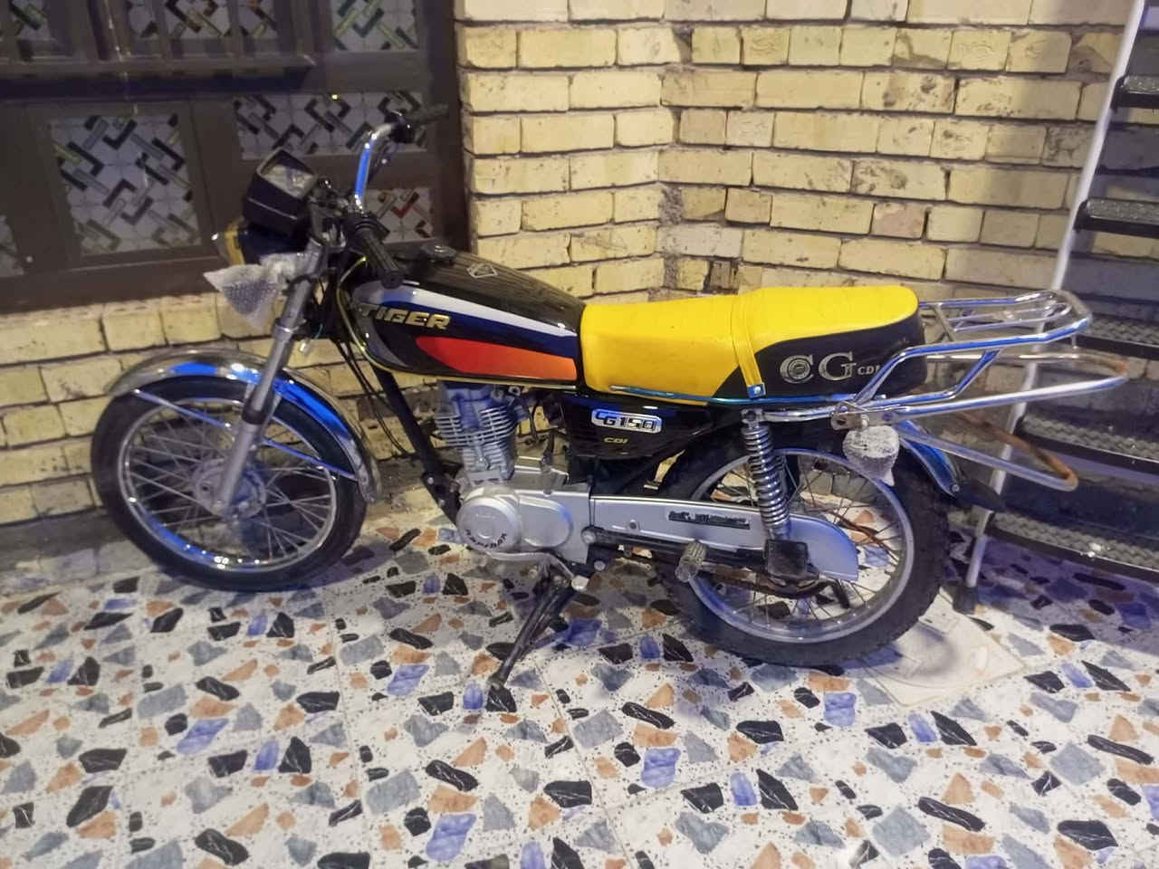 سلام عليكم ايراني 4 كير للبيع نضافه فول حيل جديد السعر 450 وبي مجال ***********
