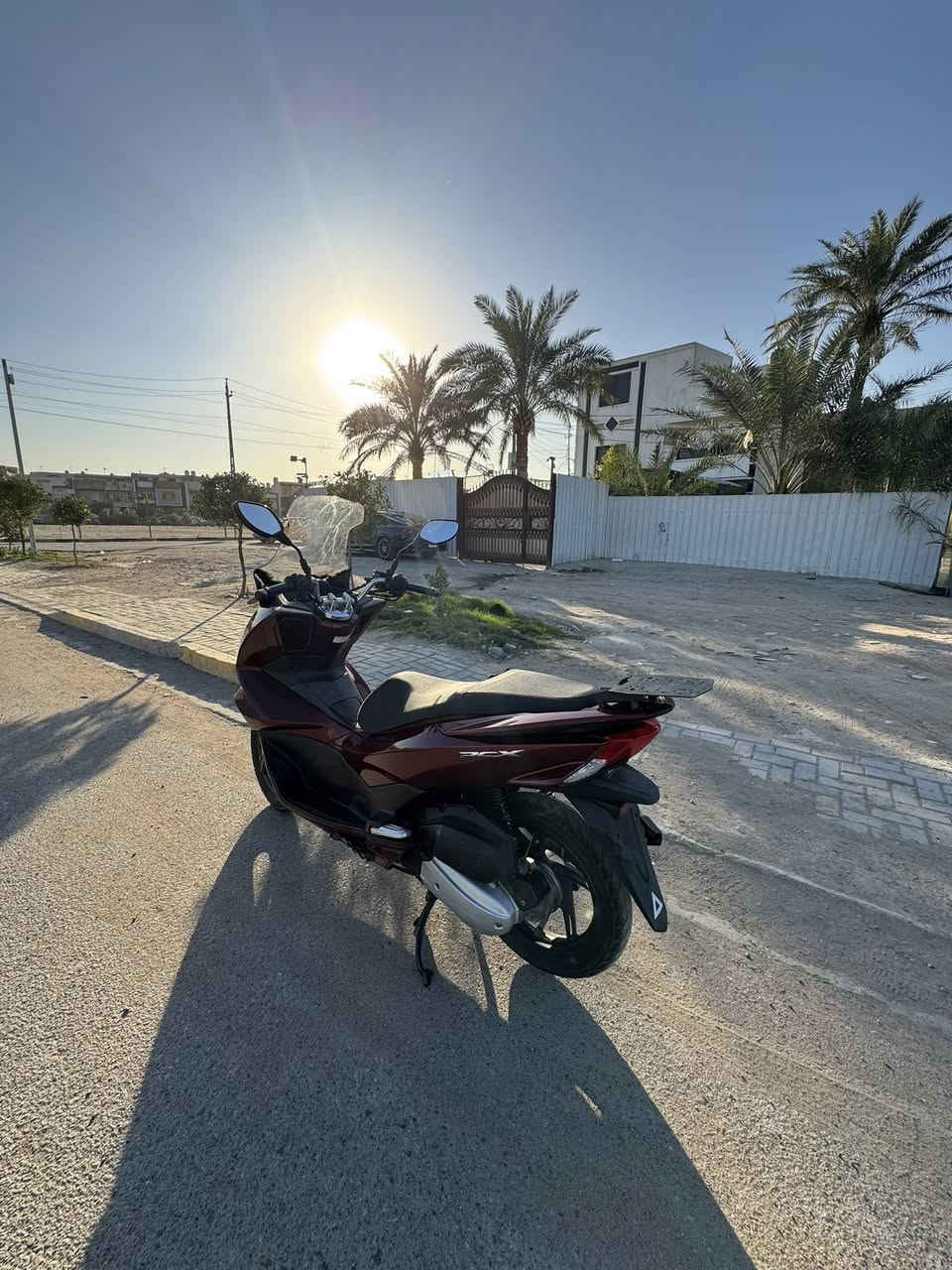 السلام عليكم للبيع بيسي اكس جيل الثاني ياباني ياباني جي إف مكفولة ادراجة كلش حلوة بعد احلة من الصور مكينة وكفرات بلادية شلعة ومعدل فول مكينة خرسة متنسمع اوراقهة كاملة السعر مليون. / و 950  العنوان بغداد البلديات الرقم ***********
